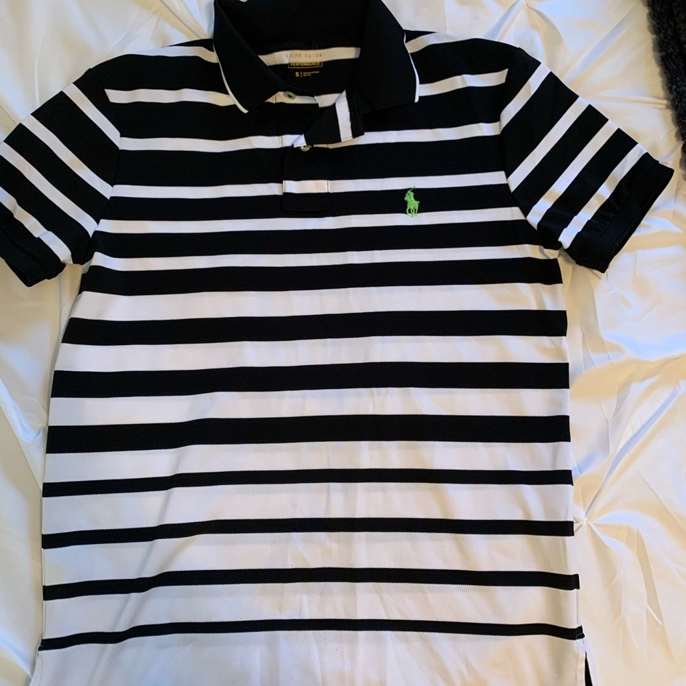 Short sleeve Ralph Lauren Polo- Small